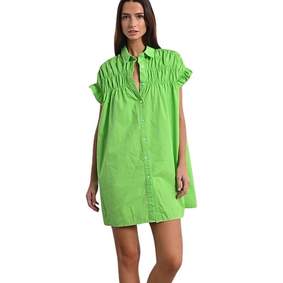Lili Sidonio Dresses & Skirts - Vibrant Green Button-Up Dress